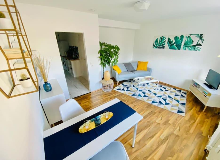 Moderne Wohnung In Vorstadtidylle Zu Bayreuth Heinersreuth Ngoại thất bức ảnh