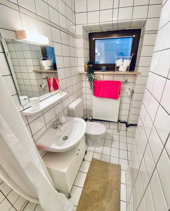 Moderne Wohnung In Vorstadtidylle Zu Bayreuth Heinersreuth Ngoại thất bức ảnh